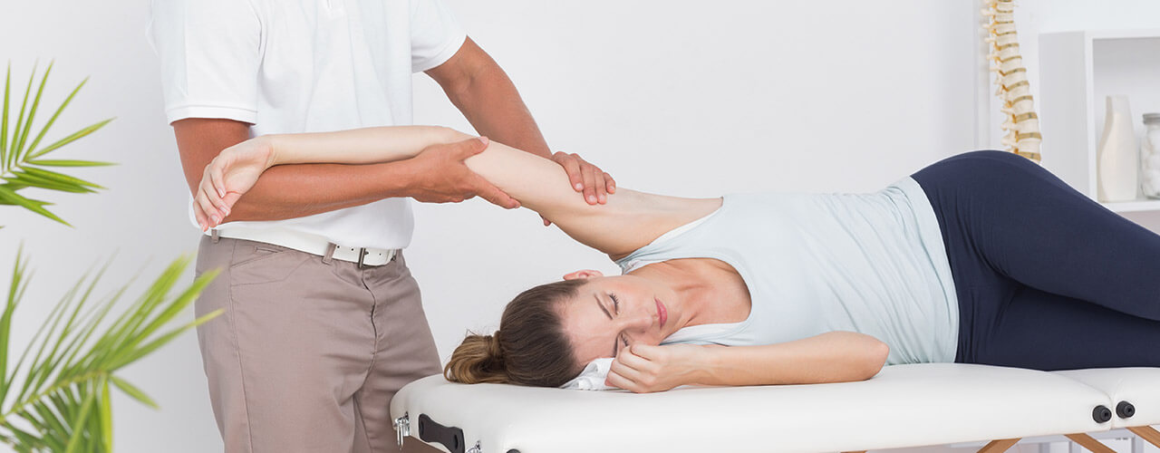Shoulder Pain Relief Amherst, NH - Apex Physical Therapy & Fitness